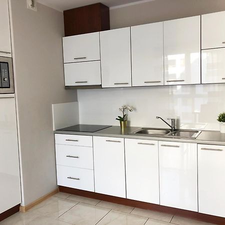 Al Krakowska 291A By Homeprime Варшава Экстерьер фото