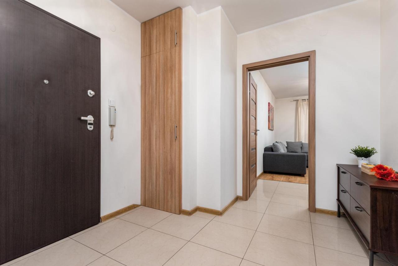 Al Krakowska 291A By Homeprime Варшава Экстерьер фото