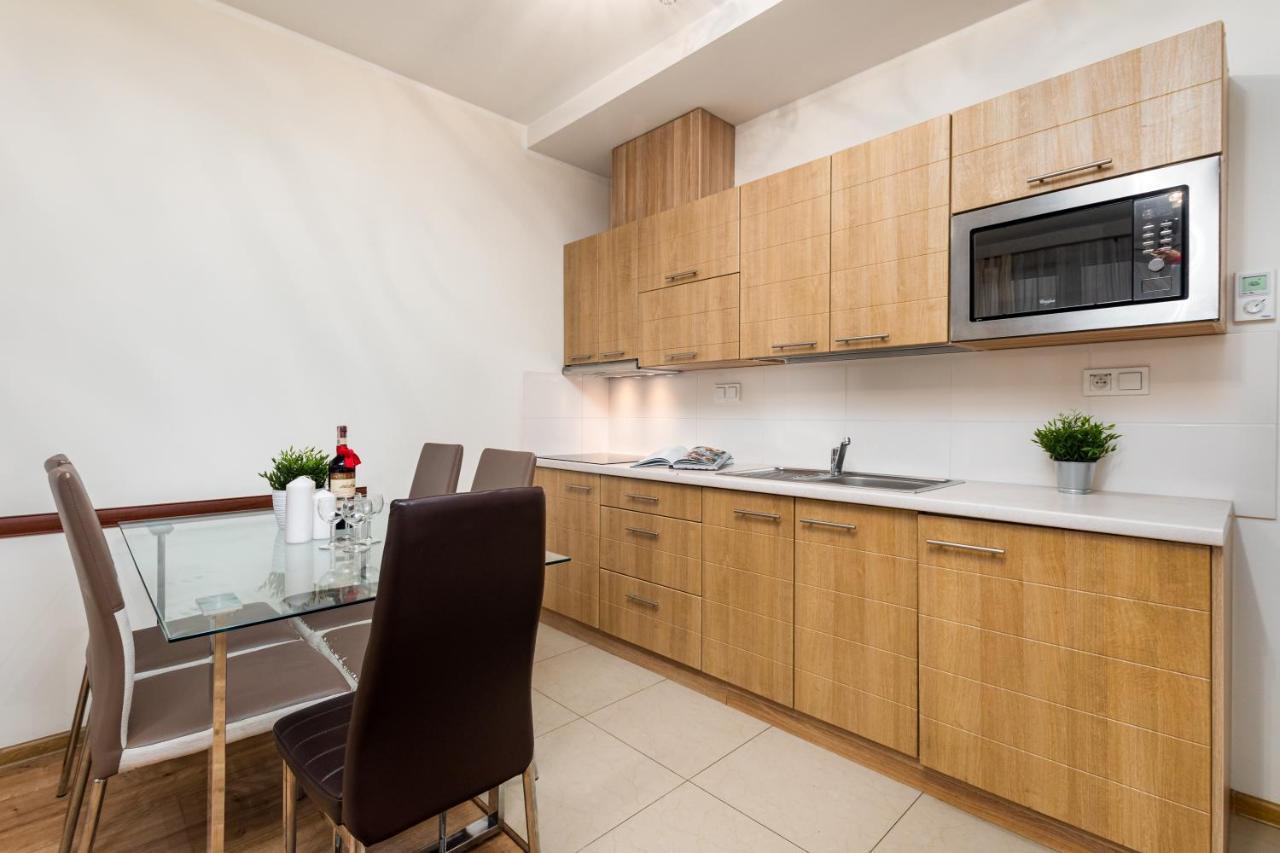 Al Krakowska 291A By Homeprime Варшава Экстерьер фото