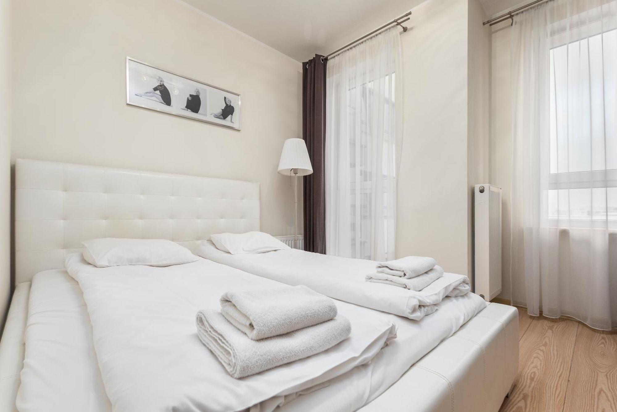 Al Krakowska 291A By Homeprime Варшава Экстерьер фото