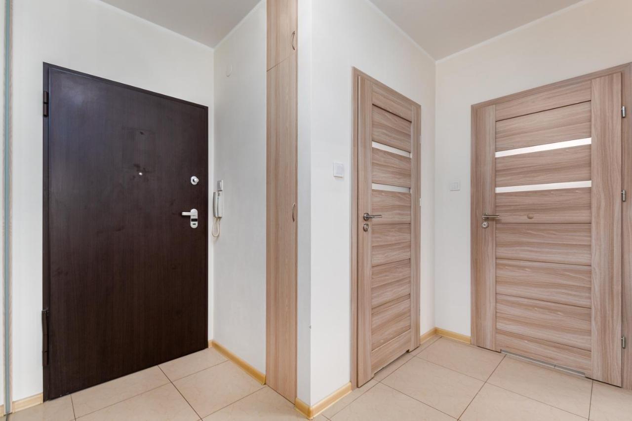 Al Krakowska 291A By Homeprime Варшава Экстерьер фото